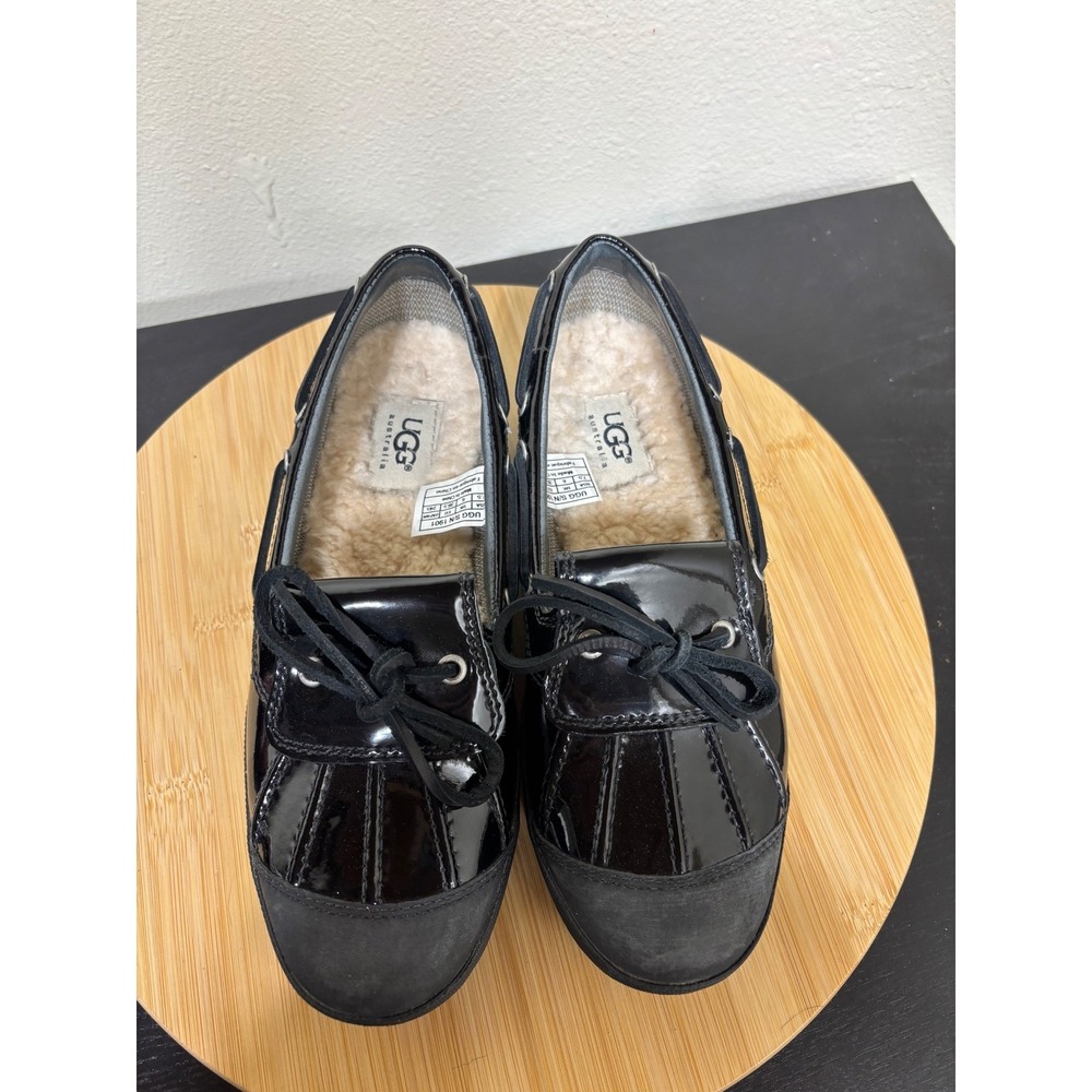 UGG Ashdale Loafers 7.5 Black Patent Leather Shearling Duck Boat Shoes 1901 - Picture 2 of 8